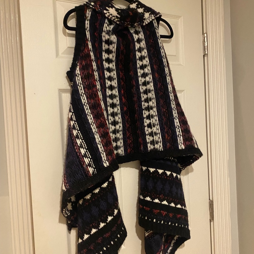 Loft Multi Color Pattern Vest - Picture 2 of 2